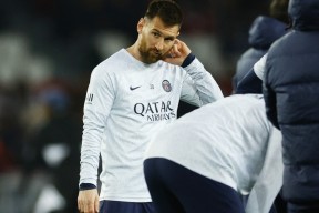 开云体育移动版-凛冬将至下一句经典