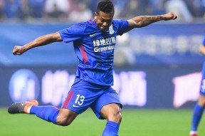 开云体育移动版-中超集结日再迎强敌，上海申花单刀错失，主帅态度：悬念犹存，球队文化再被提及的简单介绍