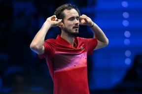 开云体育入口-包含爆冷引发热议！，德约科维奇在G2比赛中重返赛场热度持续攀升的词条