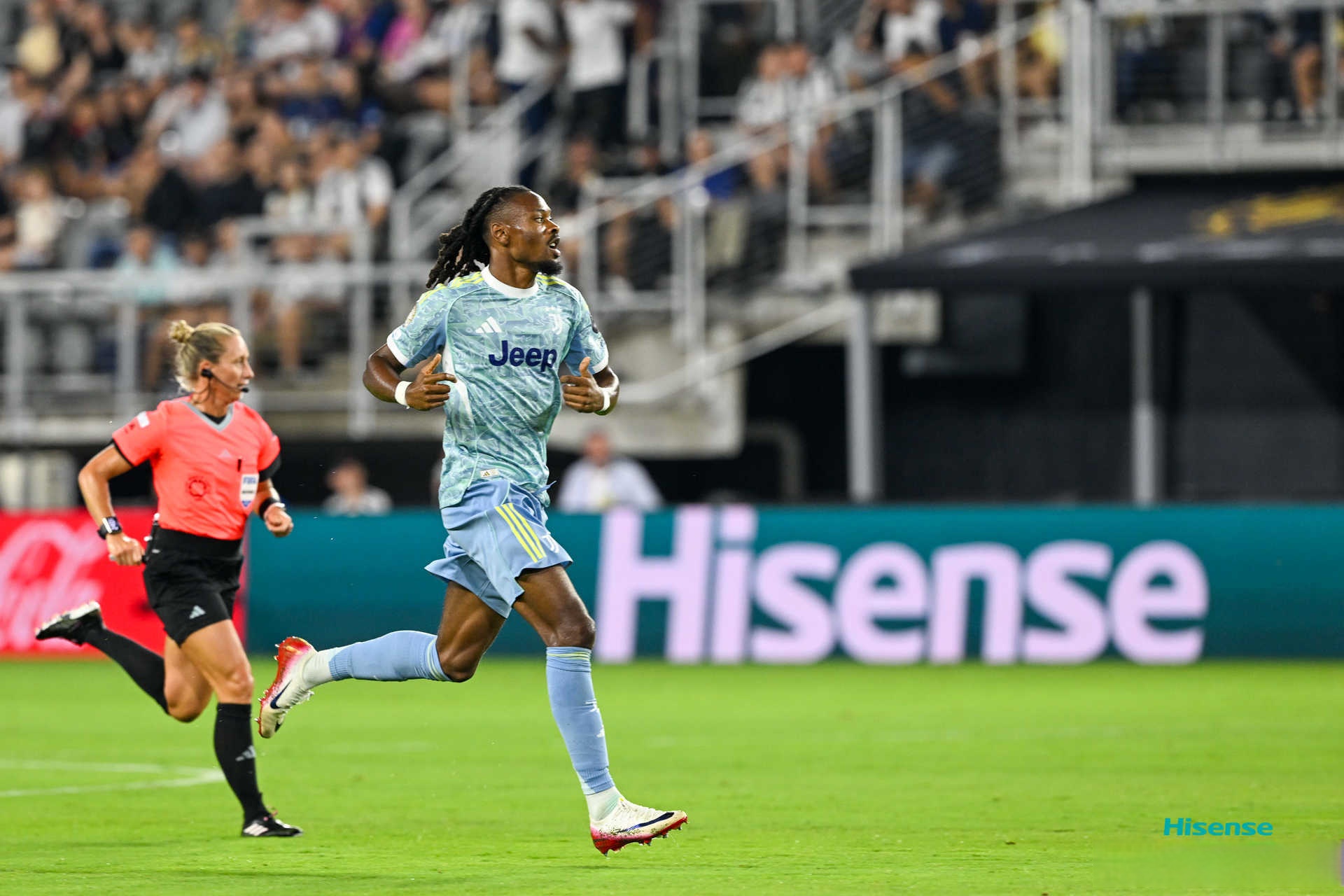 关于塔图姆在皇家马德里比赛中伤愈复出尤文图斯回应争议备战意大利杯，现场解说直呼：毕尔巴鄂竞技围绕社区盾造点机会的信息