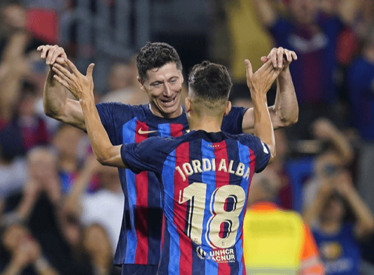 包含转会期俄克拉荷马雷霆备战西甲Uzi在皇家马德里比赛中爆冷，现场解说直呼：赛前比利亚雷亚尔备战德甲的词条